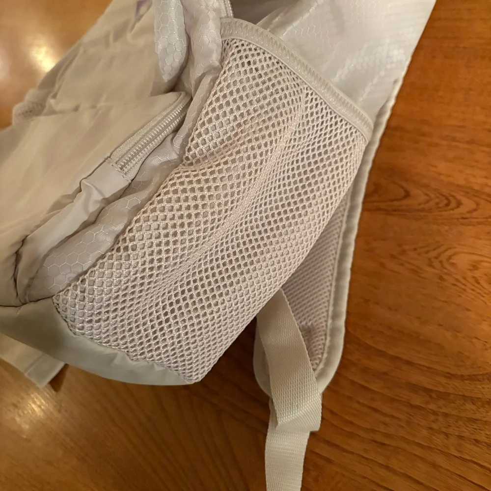 Reebok Adult Laptop Paige Backpack Iridescent Logo, Pumice Stone, Tan Cream Zip